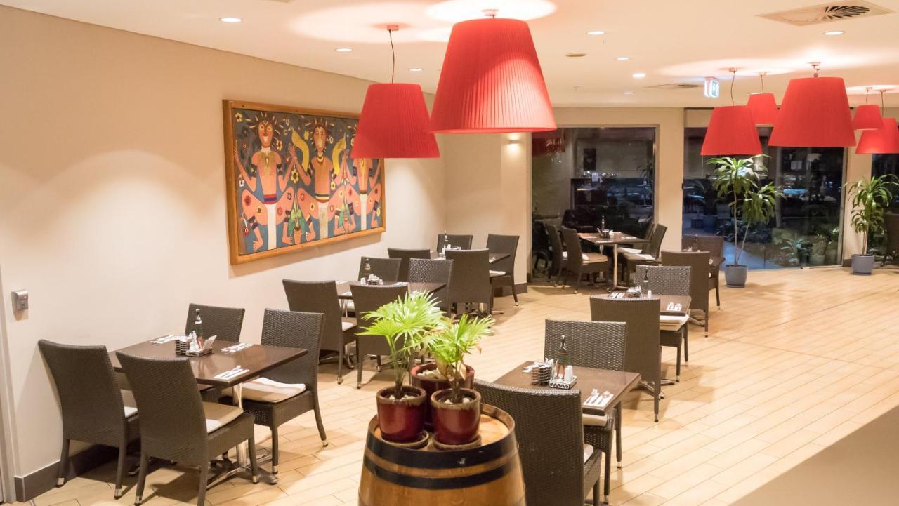 Holiday Inn & Suites Port Moresby By Ihg Extérieur photo