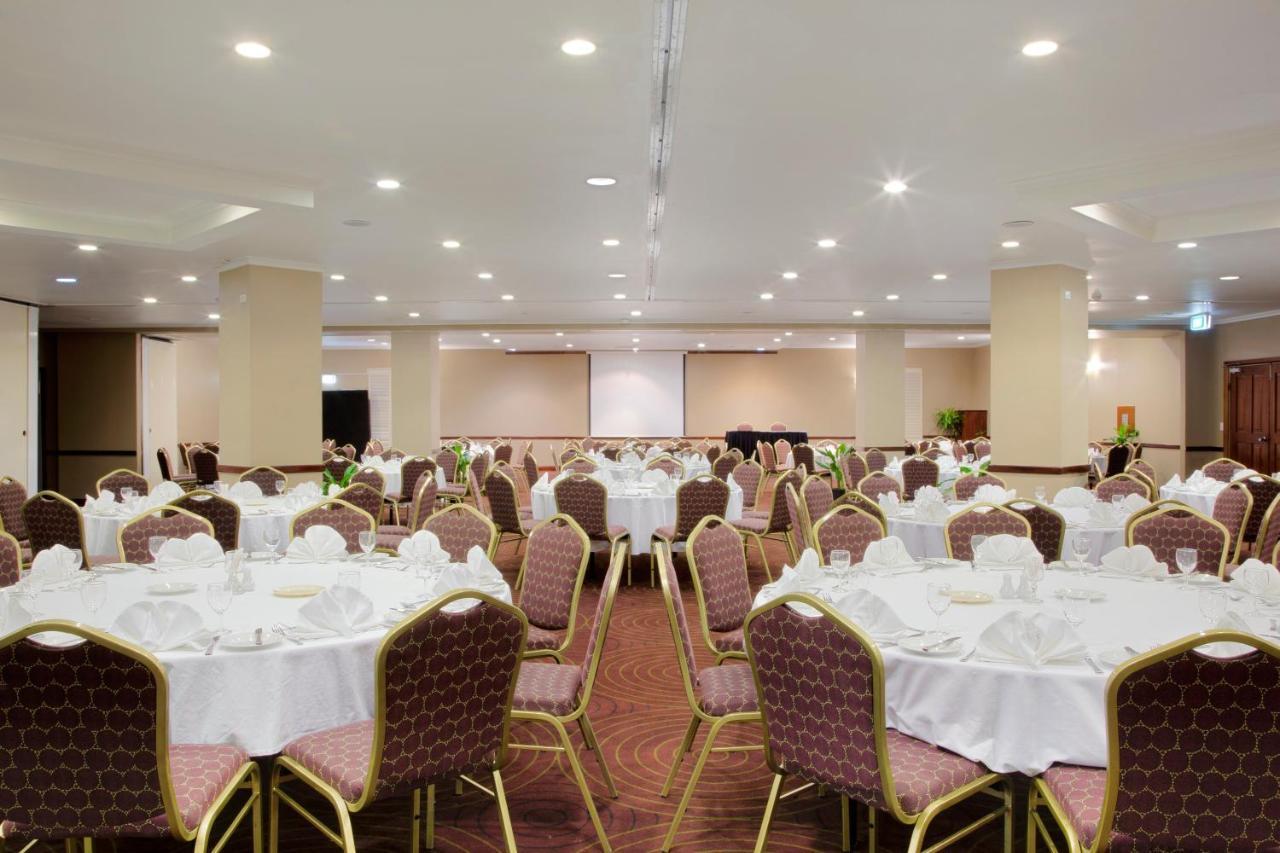 Holiday Inn & Suites Port Moresby By Ihg Extérieur photo
